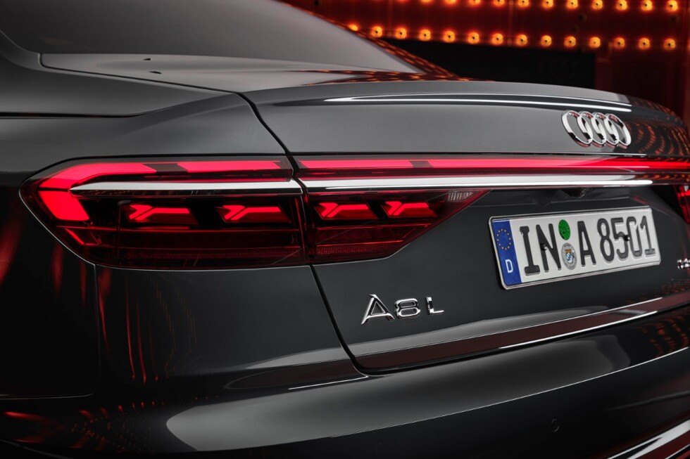 Audi A8 2022 new (17)