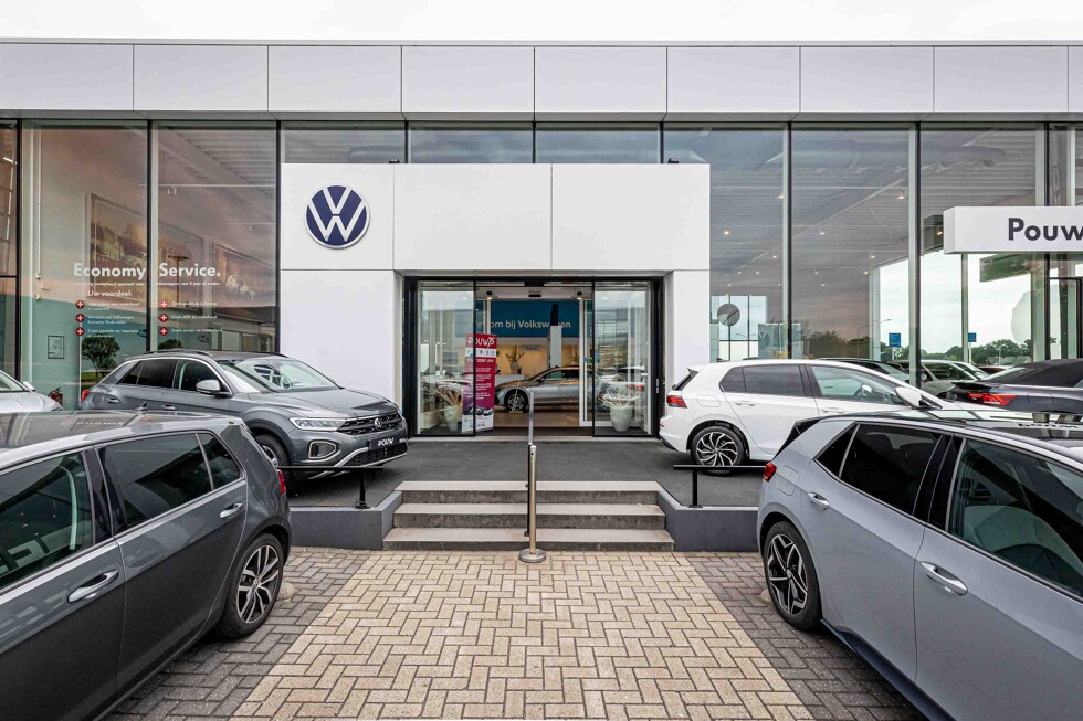 Pouw Harderwijk Volkswagen ingang