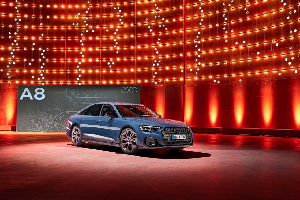 Audi A8 2022 new (3)