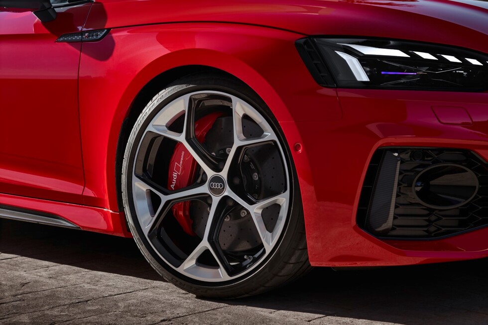 audi-rs5coupe-competitionplus-2022 (9)