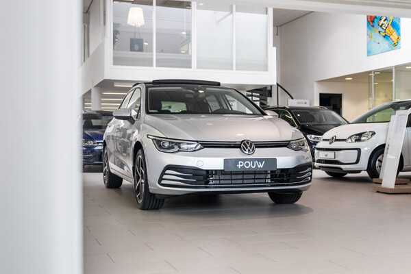Volkswagen Golf 2020 (4)