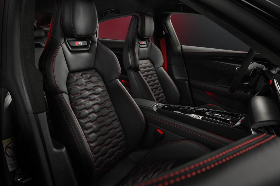 Audi RS e-tron GT (5)