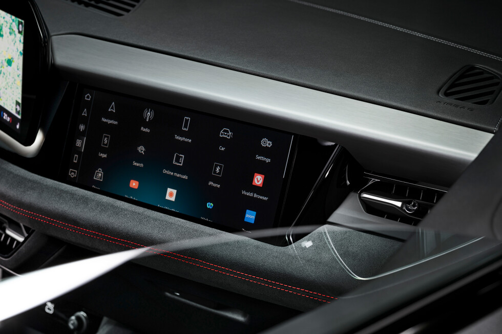 De nieuwe Audi Q6 etron bij Pouw 2024 (1)