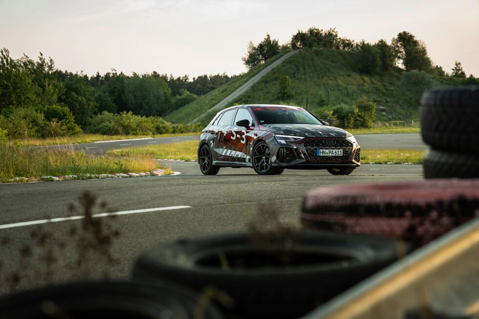 Audi RS3 sneak preview (4)
